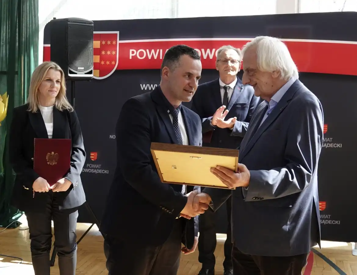 ZSP w Nawojowej z wyróżnieniem ministra edukacji