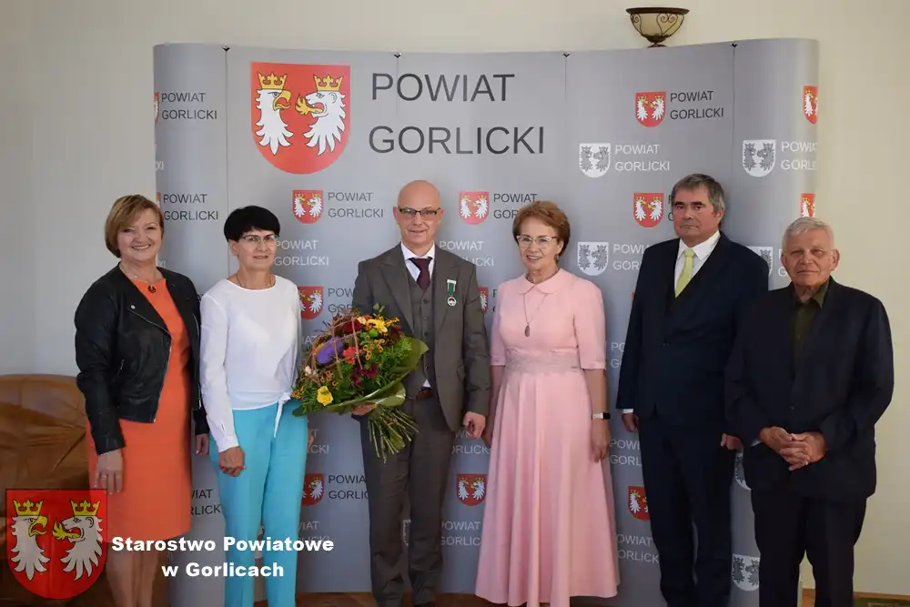 Odznaka Honorowa za Zasługi dla Ochrony Środowiska i Klimatu dla Marcina Janika – Dyrektora Wydziału Ochrony Środowiska