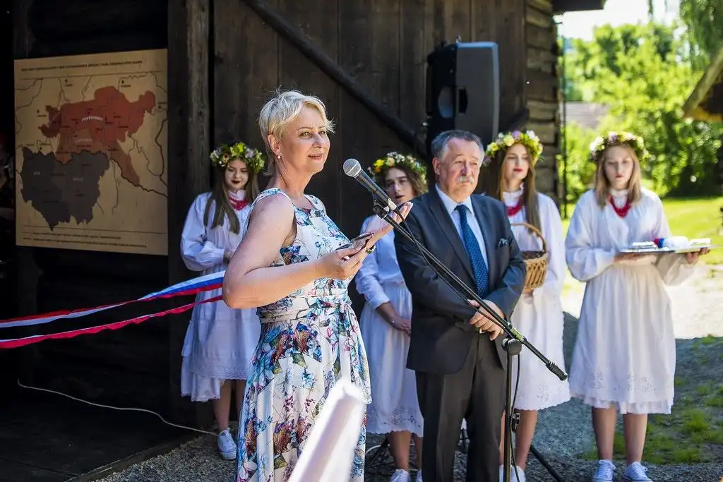 Edukacyjny park i wyjątkowa wystawa w Skansenie Wsi Pogórzańskiej w Szymbarku