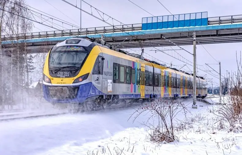 Małopolska zachęca młodych do podróży zimą za symboliczną złotówkę