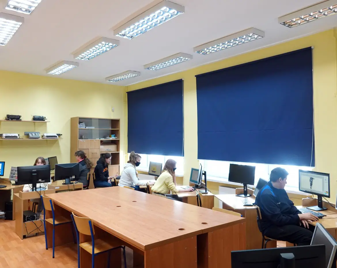 Nowy sprzęt komputerowy w Zespole Szkół w Nawojowej