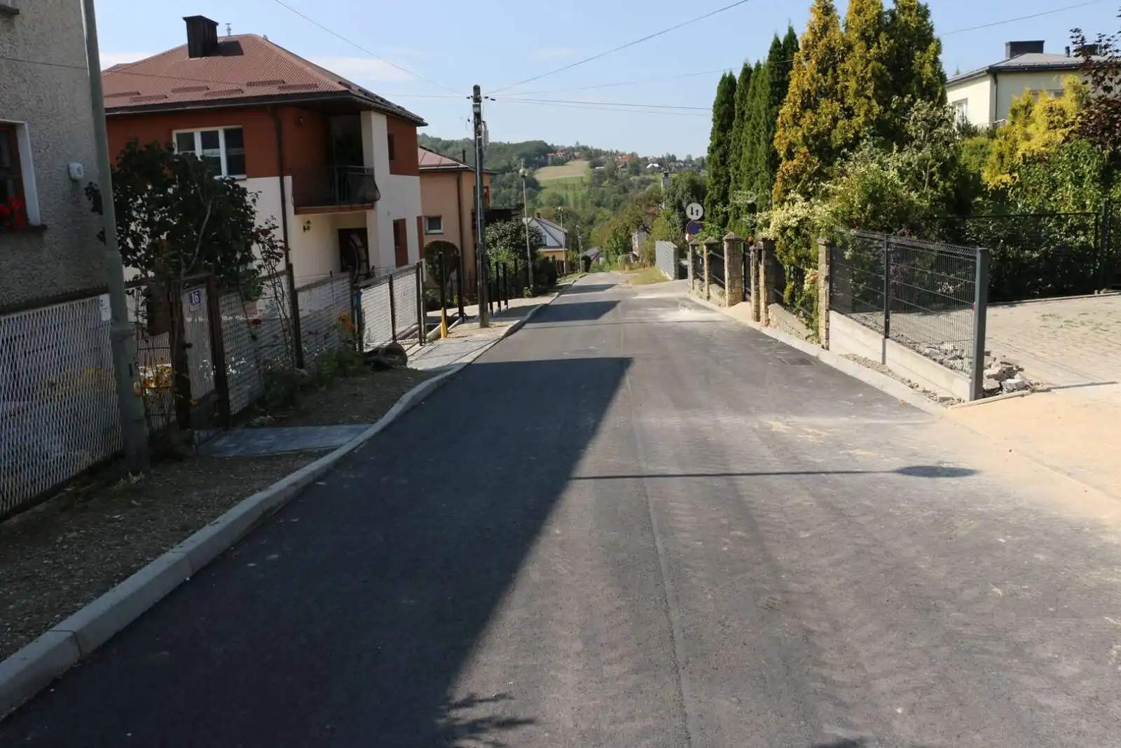 Limanowa inwestuje w infrastrukturę. Trwa modernizacja dróg i budowa nowego mostu