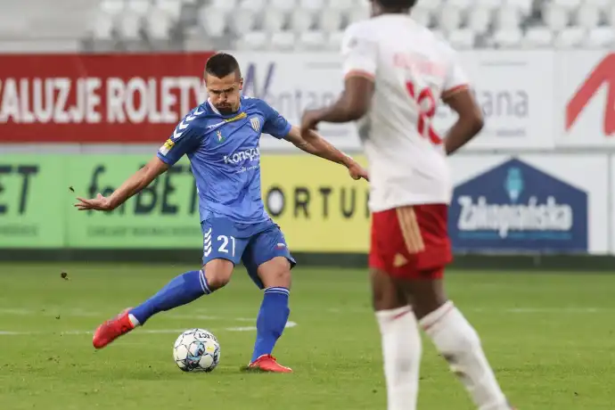 Łódzki KS pokonuje Sandecję w doliczonym czasie gry