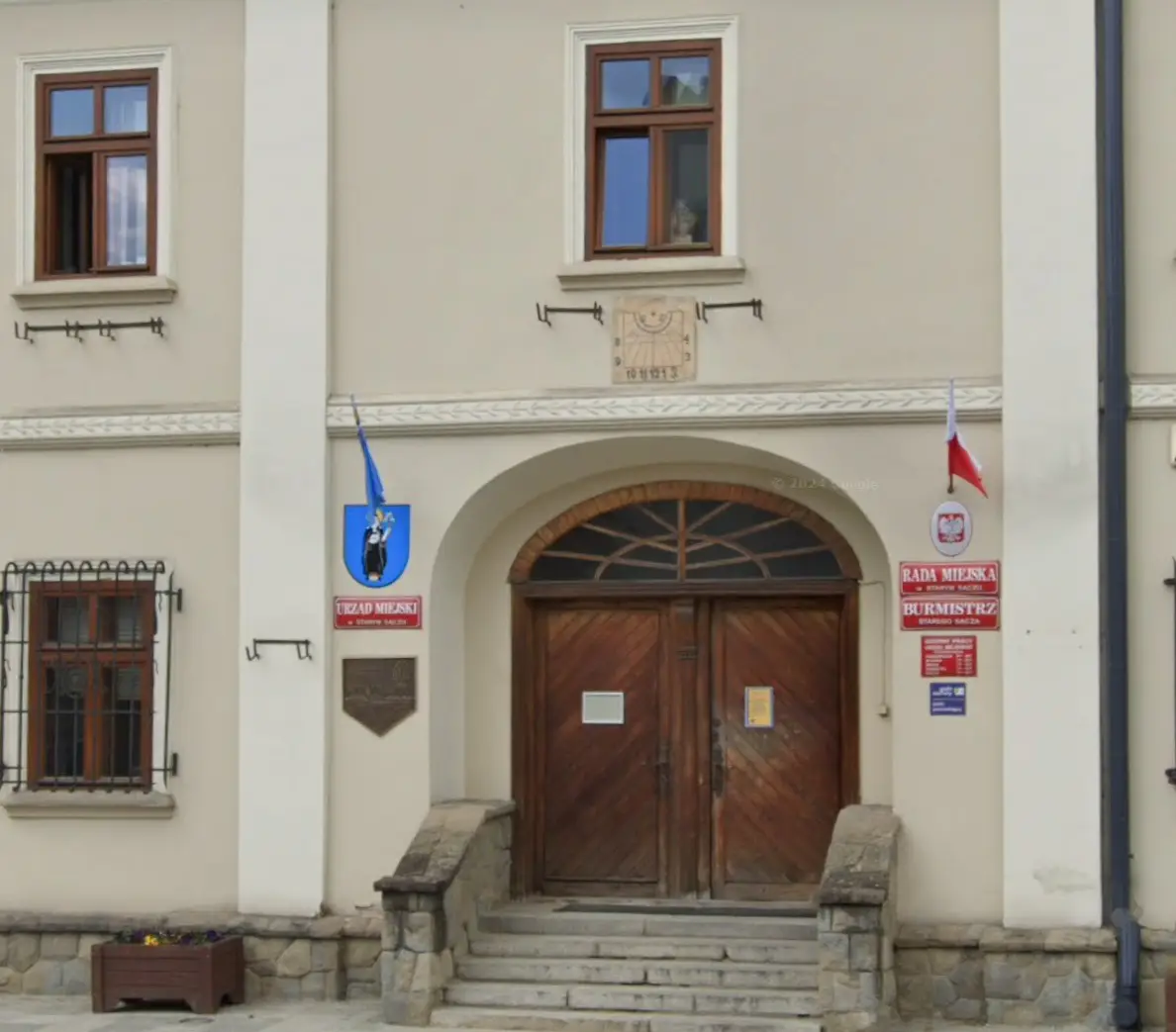 Ponad milion złotych na nagrody i trzynastki w Starym Sączu