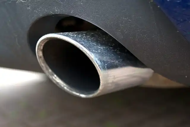 Czy w Nowym Sączu ruszy walka z głośnymi samochodami i motocyklami?