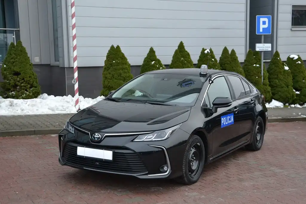 Posterunek Policji w Nawojowej ma nowy radiowóz