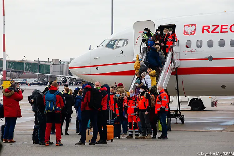Polscy strażacy i medycy wyruszyli na Słowację aby pomóc przy testowaniu na Covid-19