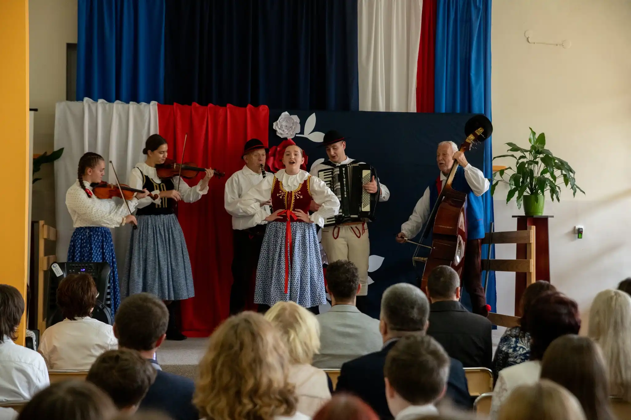 Konfederacja Barska na muralach. Szkoły w Muszynce i Tyliczu z nowymi dziełami