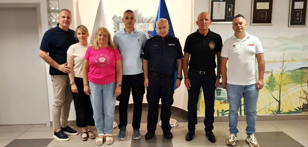 Międzynarodowa wizyta w sądeckiej komendzie. Funkcjonariusze z Czarnogóry poznawali polskie rozwiązania