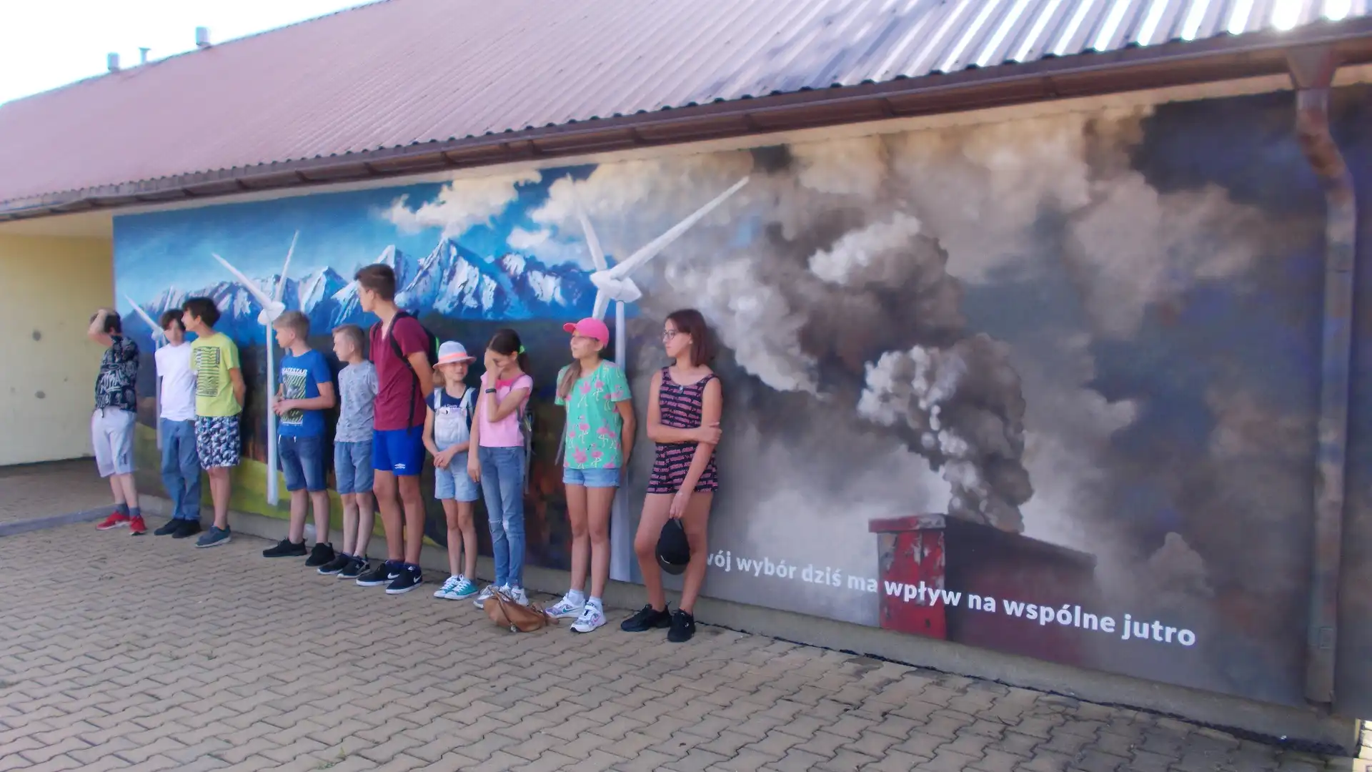 Obok „Orlika” w Chełmcu powstał ekologiczny mural