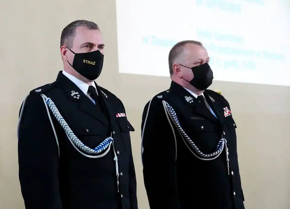 Strażacy z terenu miasta i gminy Grybów z promesą na zakup sprzętu