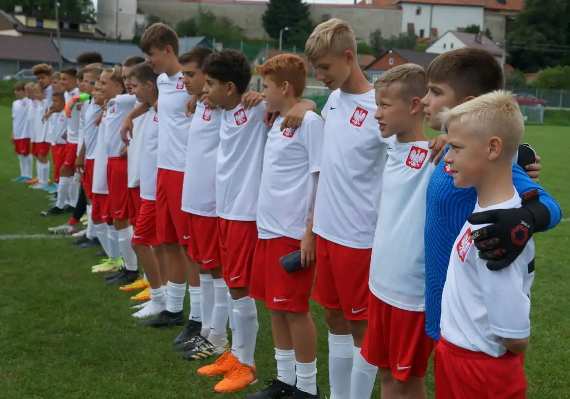 Reprezentacja Słowacji z pucharem starosty nowosądeckiego