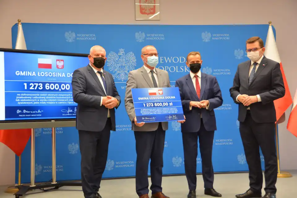 Gminy i powiaty w subregionie sądeckim z rządowym wsparciem na usuwanie skutków powodzi
