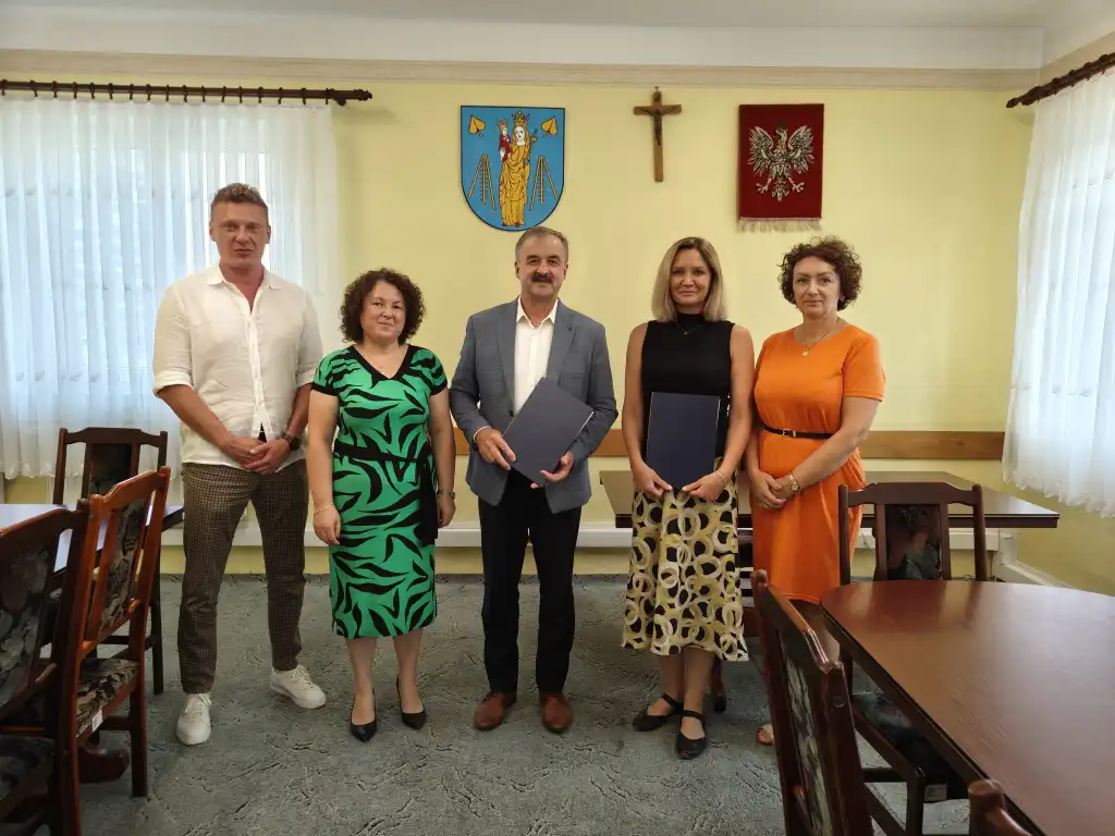 Nowe inwestycje drogowe w Gminie Lipinki. Podpisano umowy na remonty
