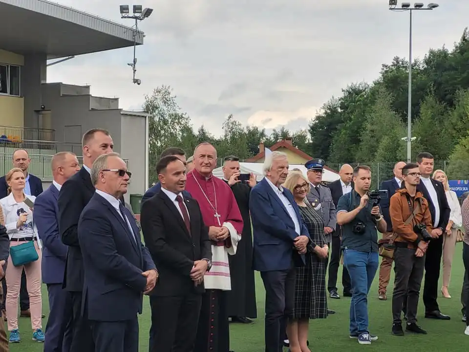 W Stróżach odbyła się uroczystość poświęcenia i wmurowania kamienia węgielnego pod rozbudowę Hospicjum