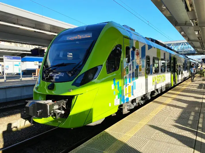 Pierwsze hybrydowe pojazdy szynowe Newagu trafiły do Województwa Zachodniopomorskiego
