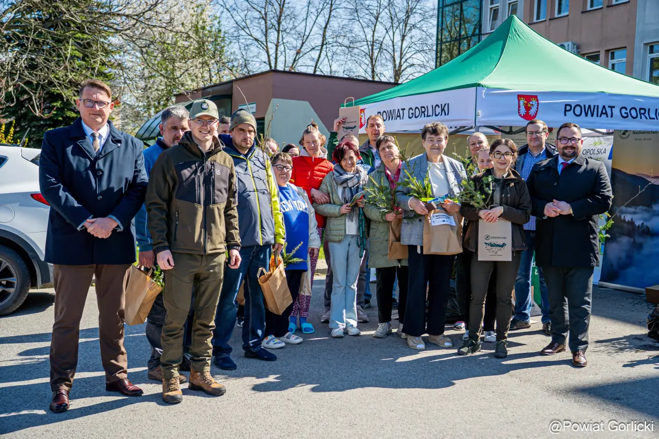 Zielona akcja w Gorlicach. Mieszkańcy odebrali setki sadzonek