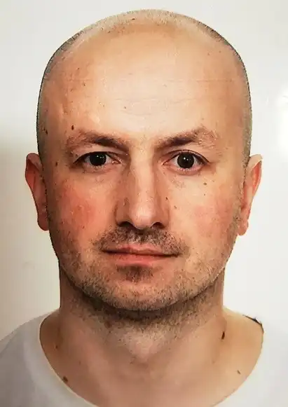 Zaginął 42-latek z Posadowej Mogilskiej. Rodzina i Policja proszą o pomoc