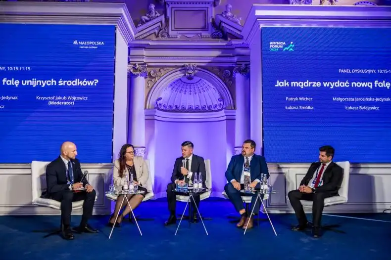 Od rozwoju firm po zarządzanie kryzysowe. Inwestycyjne plany samorządów na Krynica Forum 2024