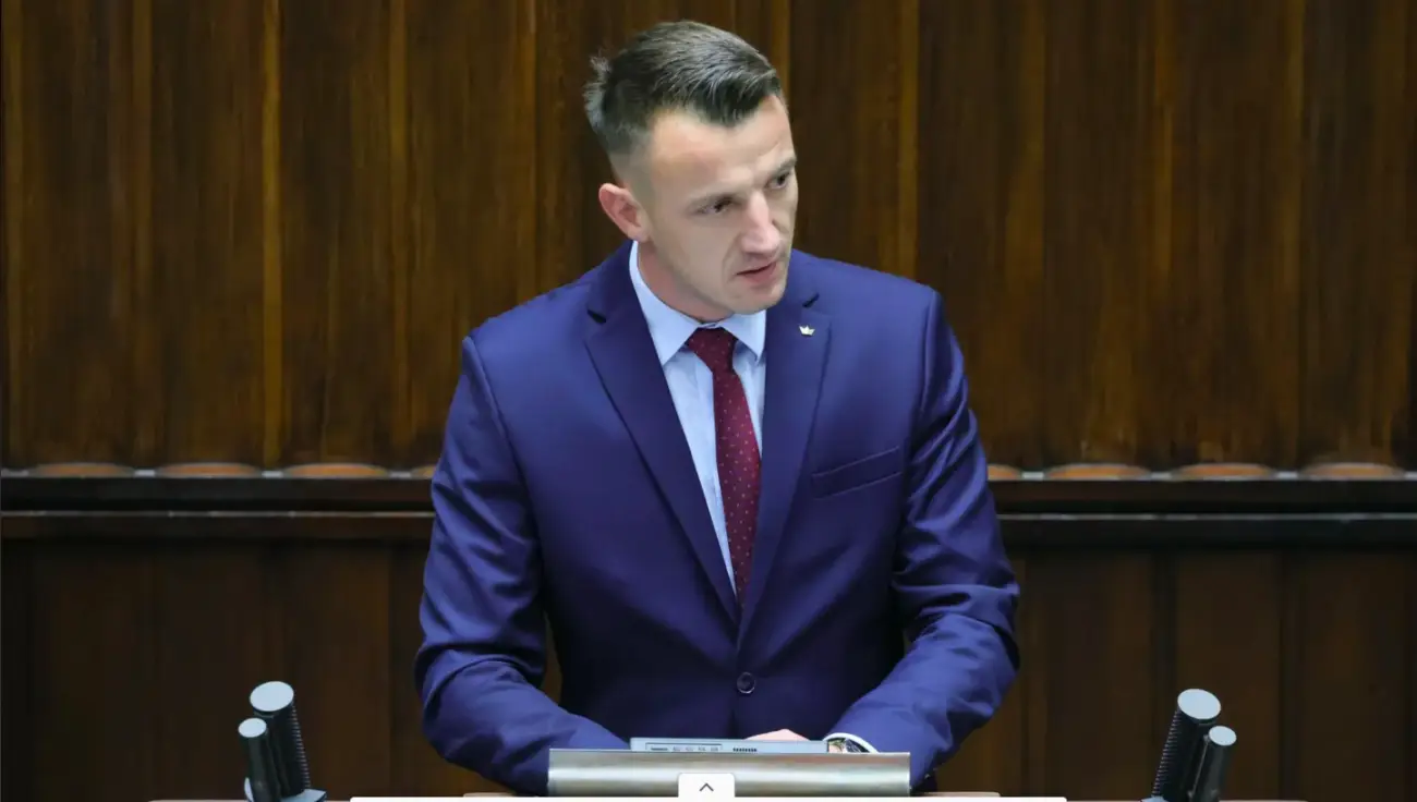Drobni handlarze wygrywają z biurokracją. Rząd wycofuje się z kontrowersyjnych przepisów