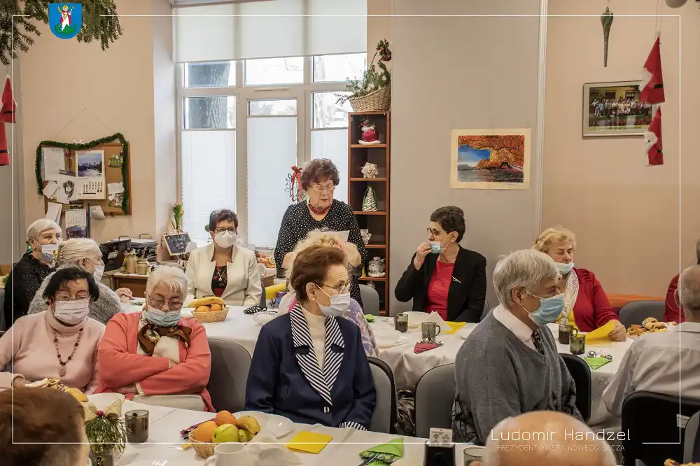 Wigilijne spotkanie w Dziennym Domu Seniora