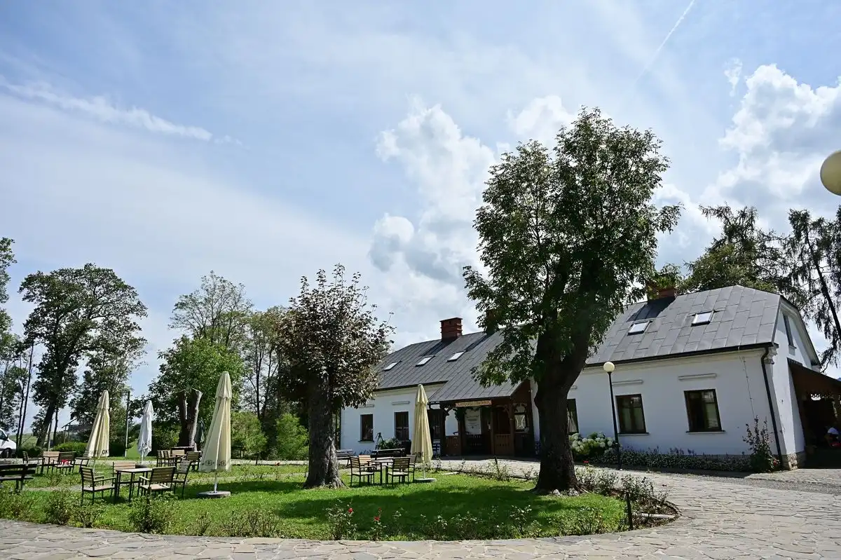 Marszałek Witold Kozłowski z wizytą w Nowym Sączu i Korzennej