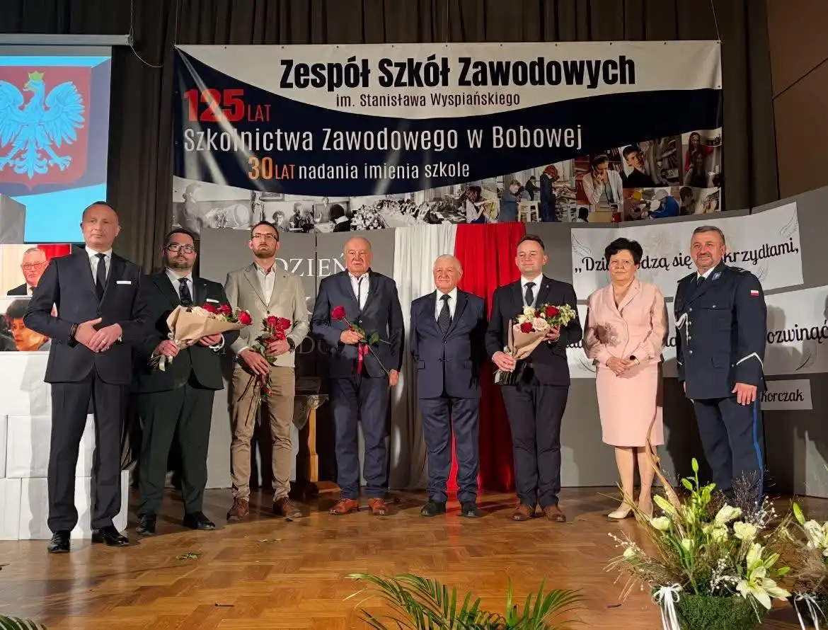Wdzięczność i refleksja w Dniu Edukacji Narodowej. Spotkanie w ZSZ w Bobowej