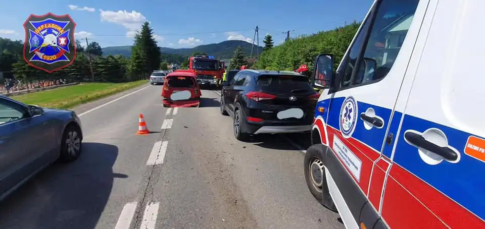 Kolizja w Łabowej. Dwie osoby poszkodowane