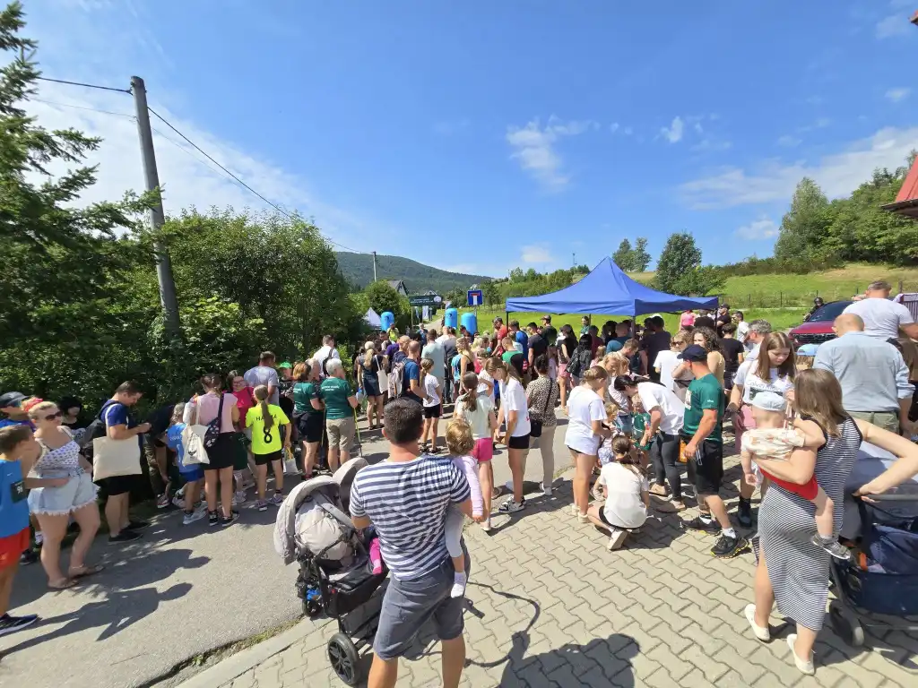Zdobywcy Modyni pokazali moc! Sport, pasja i integracja w Młyńczyskach