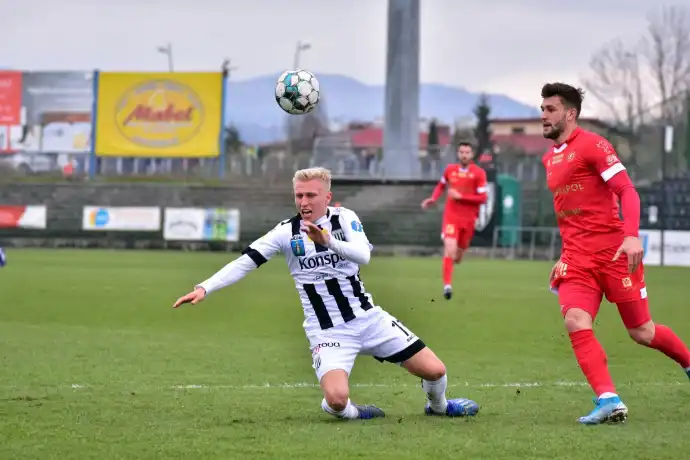 Sandecja pokonuje czterokrotnego Mistrza Polski - Widzew Łódź