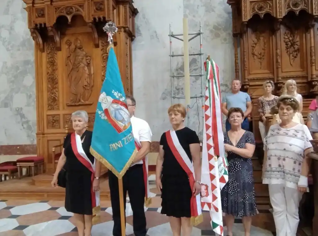 Na Węgrzech odsłonięto tablicę pamiątkową z okazji kanonizacji św. Kingi
