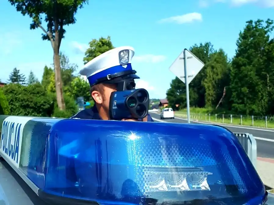 W dniach 14 - 19 sierpnia wzmożone patrole policji na drogach Sądecczyzny