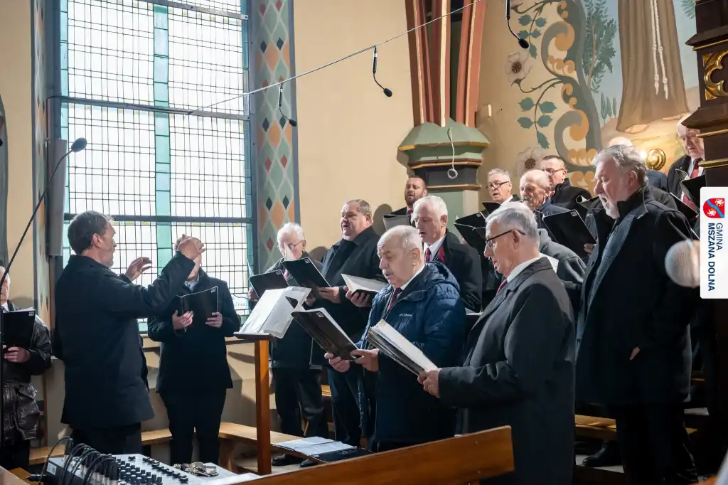 Koncerty, przemarsze i msza święta. Mszana Dolna w hołdzie bohaterom