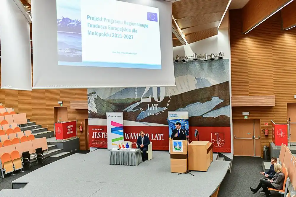 Fundusze Europejskie dla Małopolski. W Nowym Targu i Nowym Sączu odbyły się spotkania konsultacyjne
