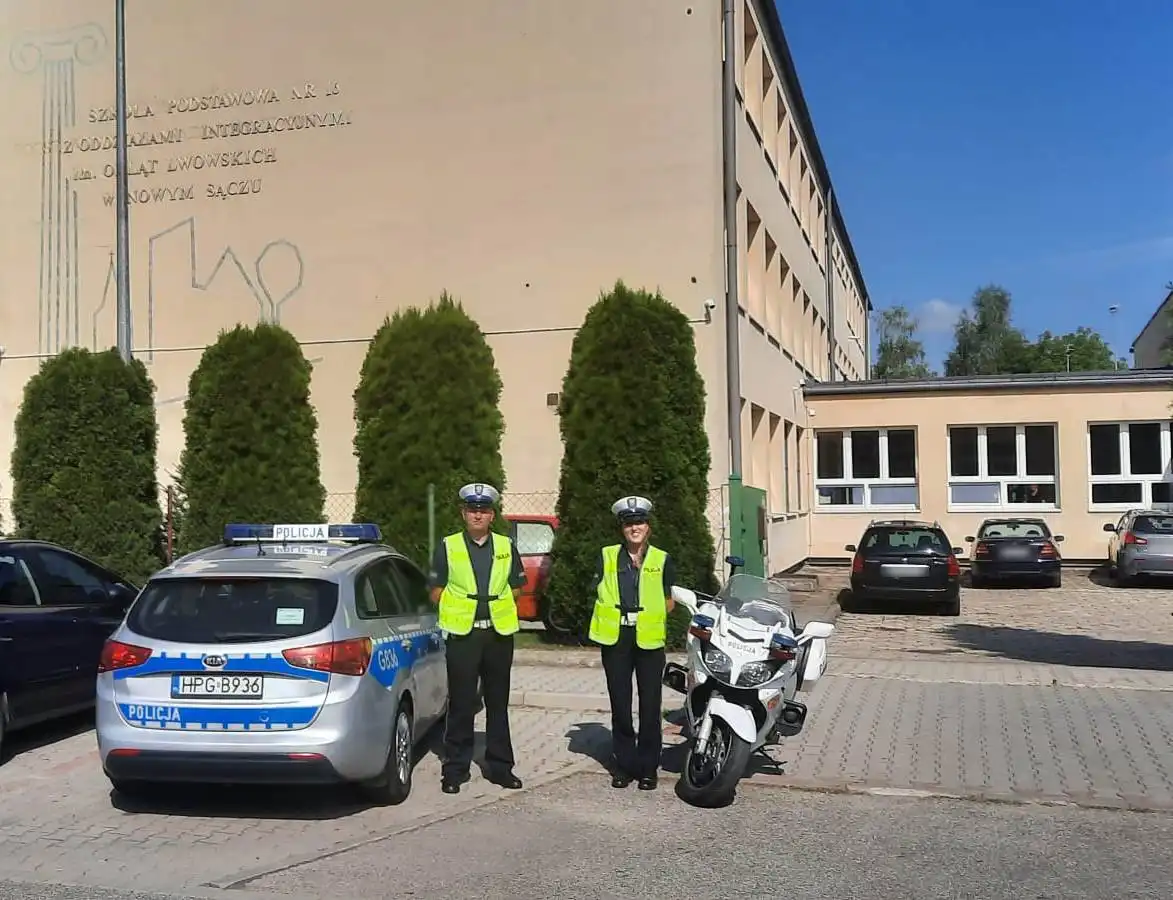 "Bezpieczna droga do szkoły" z sądeckimi policjantami
