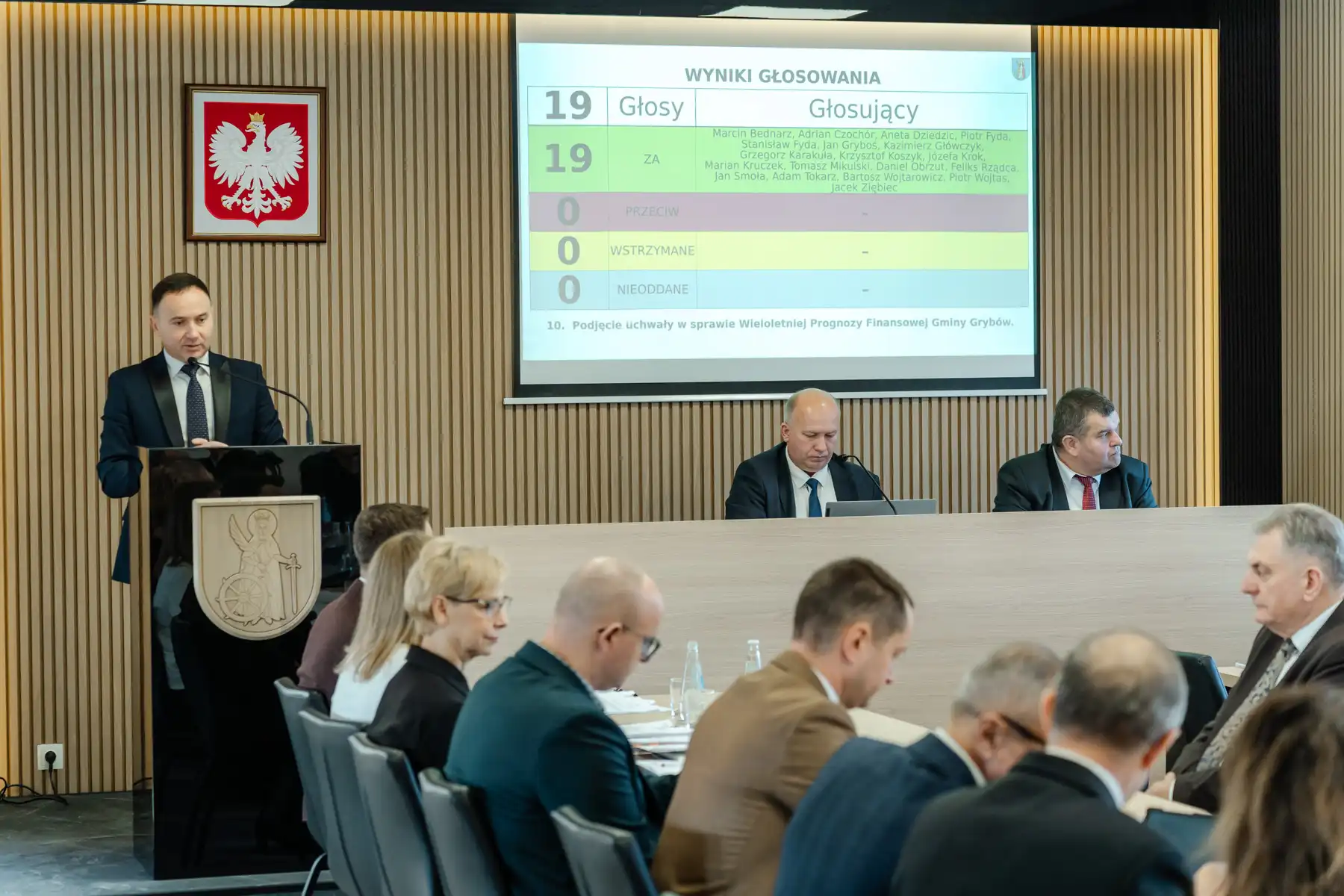 VIII Sesja Rady Gminy Grybów. Budżet na 2025 rok przyjęty jednogłośnie