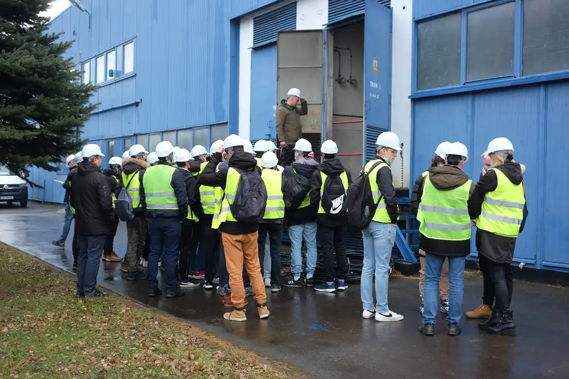 Uczniowie sądeckiego "Elektryka" odwiedzili MPEC