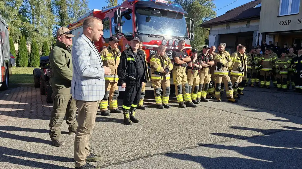 Ćwiczenia strażaków w gminie Łukowica. Wspólne działania, wspólny cel - bezpieczeństwo mieszkańców