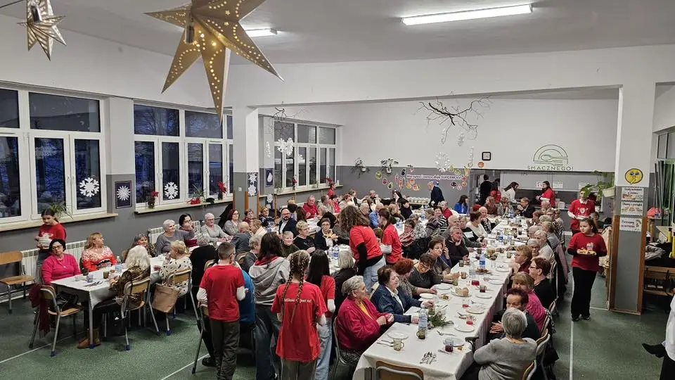 Świąteczne kolędowanie seniorów z Piwnicznej i Lwowa