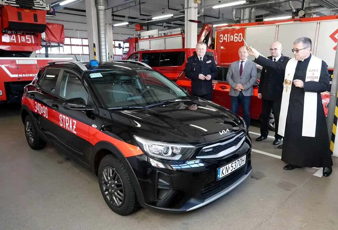 Strażacy z Nowego Sącza mają nowy samochód