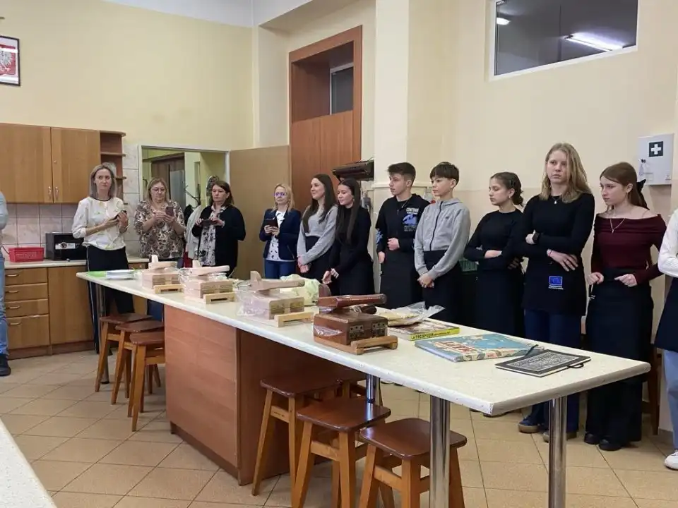 VI Sesja Młodzieżowej Rady Miejskiej w Bieczu. Zdrowie na talerzu i smak Meksyku