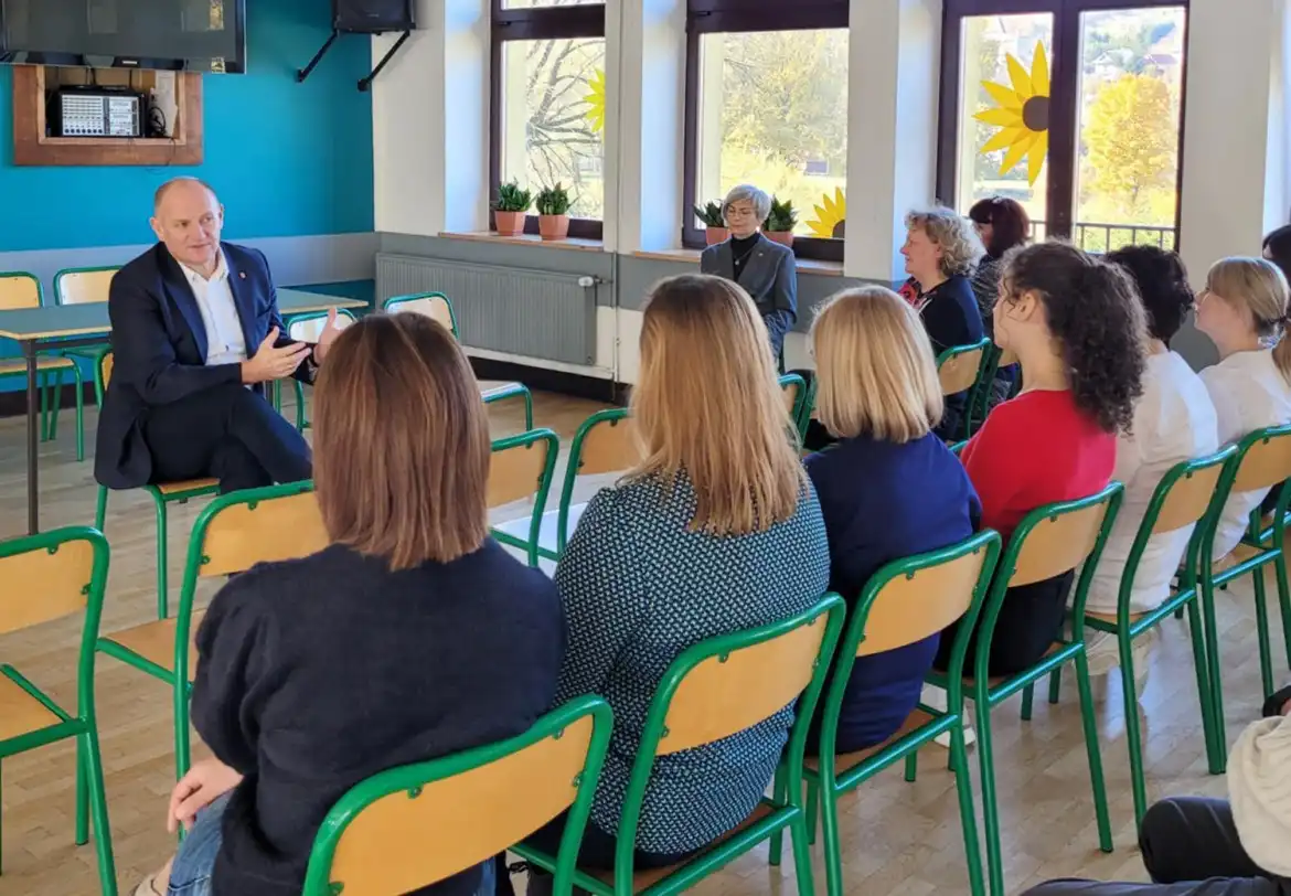 Modernizacja Domu Wczasów Dziecięcych w Piwnicznej-Zdroju. Pracownicy zachowają miejsca pracy