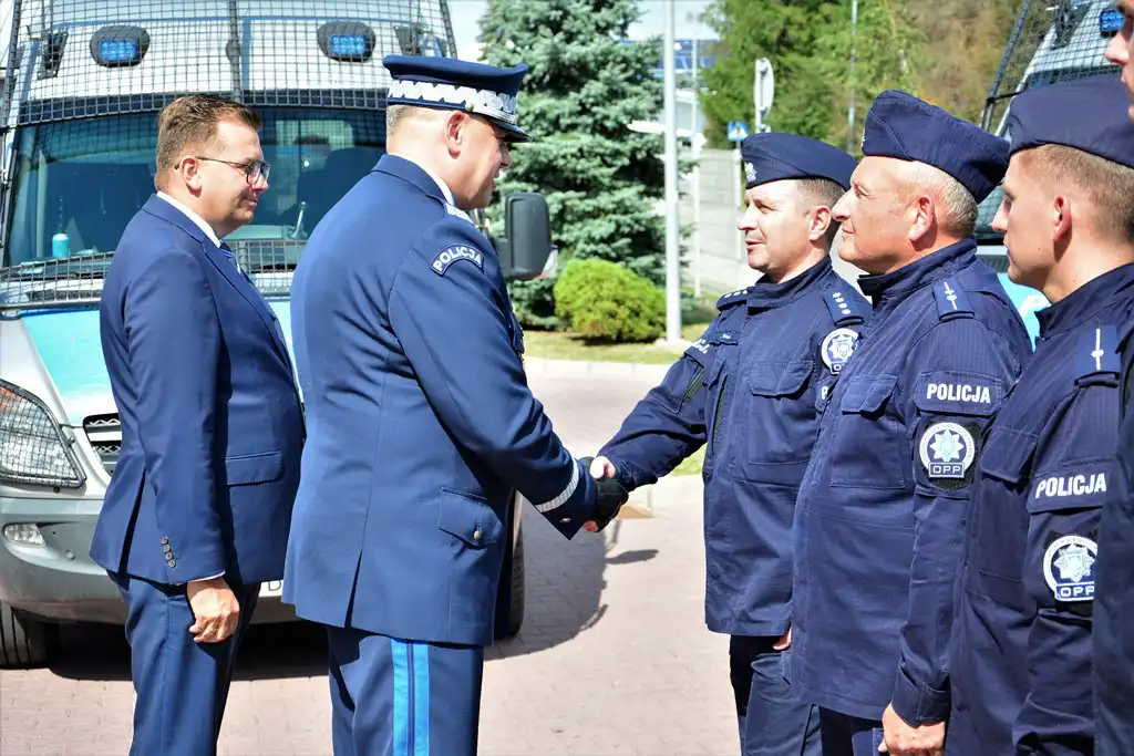 Funkcjonariusze nowo tworzonej kompanii Oddziału Prewencji Policji w Krakowie rozpoczęli służbę na Sądecczyźnie