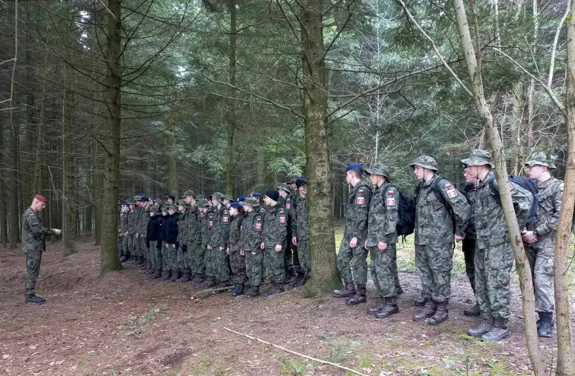 Uczniowie ZS w Marcinkowicach uczestniczyli w zajęciach z podstaw terenoznawstwa