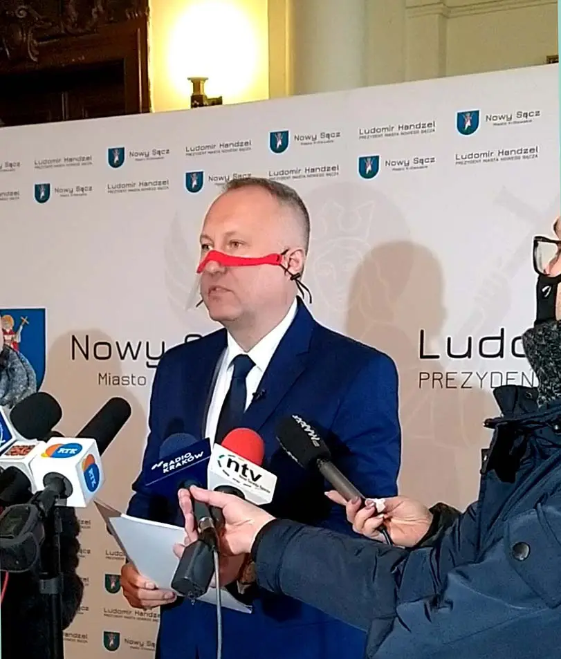 Prezydent Nowego Sącza o sesji Rady Miasta: Zachodzi podejrzenie, że może dojść do złamania przepisów prawa
