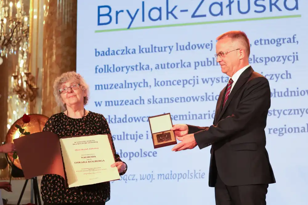 Barbara Brylak-Załuska wśród laureatów nagród im. Oskara Kolberga „Za zasługi dla kultury ludowej”