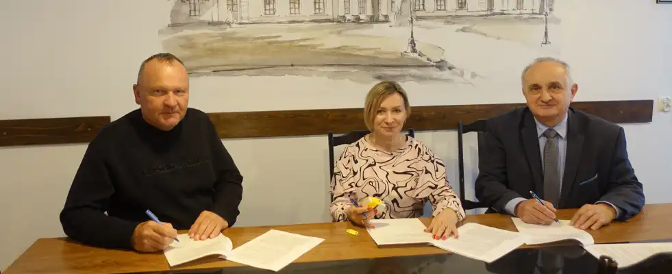Gmina Ropa rozpoczyna rewitalizację kompleksu sportowego „Orlik 2012”