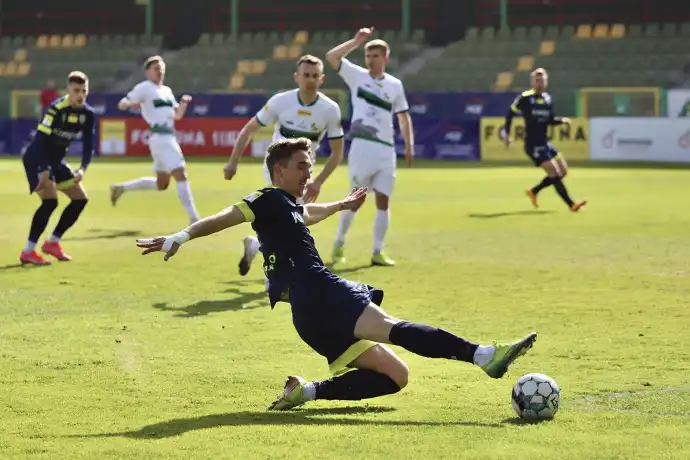 Drużyna Sandecji kontynuuje dobrą passę i wygrywa kolejny mecz