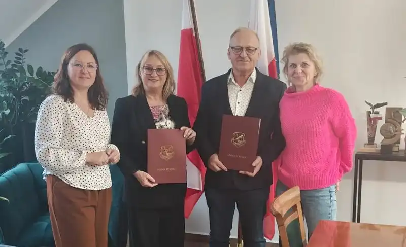 Męcina Wielka i Owczary z nowymi drogami po lipcowej klęsce żywiołowej. Podpisano umowę
