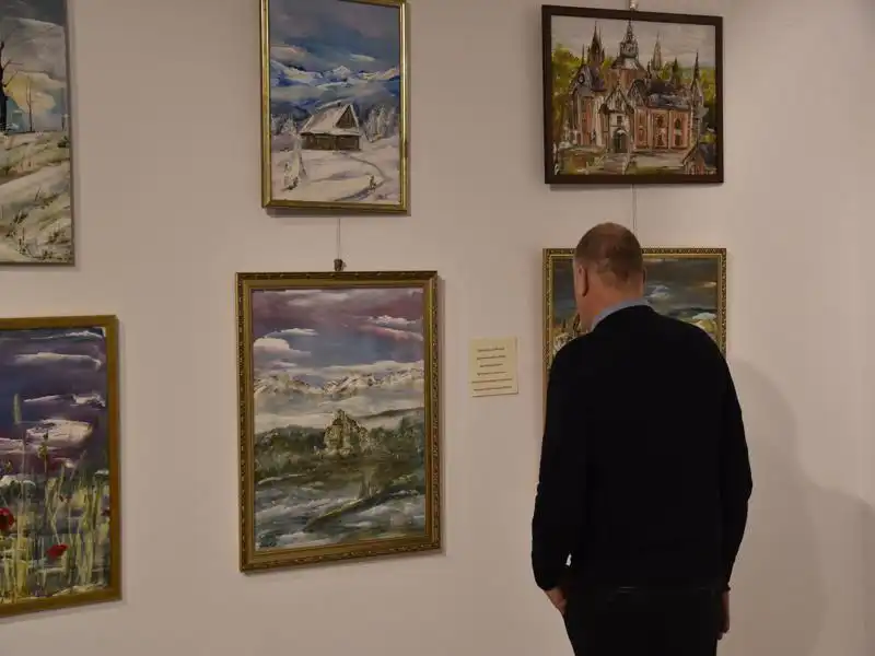 „Kunszt i pasja”. Wernisaż Marii Platy w Limanowej